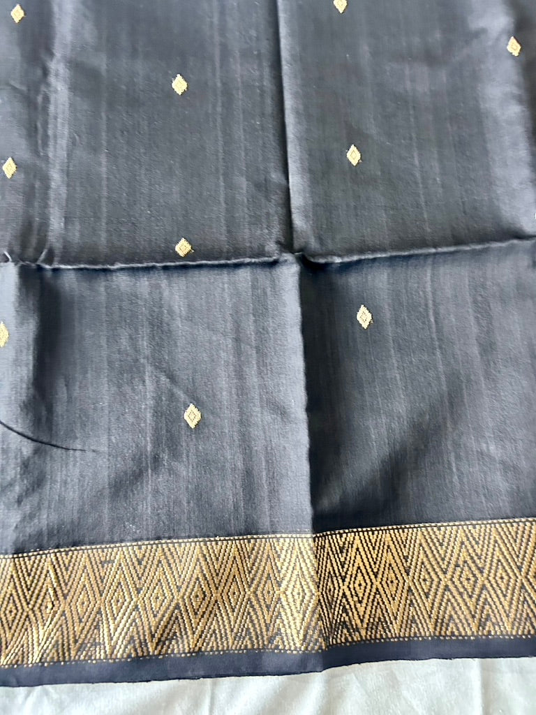 Black Maheshwari Cotton Silk Handloom Saree