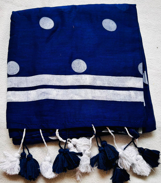 Blue mul cotton with whit polka dots saree