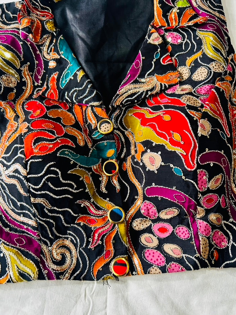 Black Crape Position Print Blouse