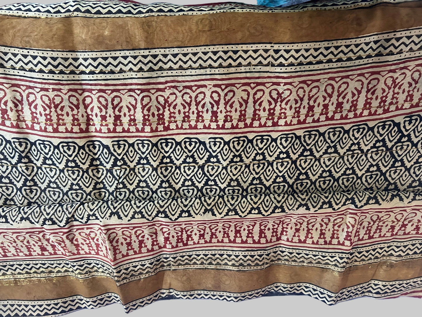 Red Handloom Saree - praasam