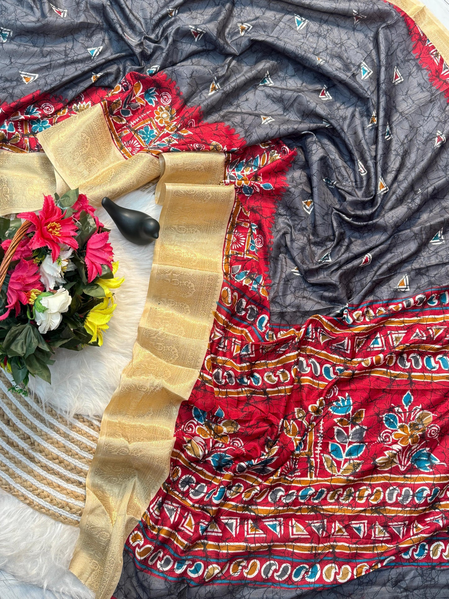 Dola Silk Saree - praasam