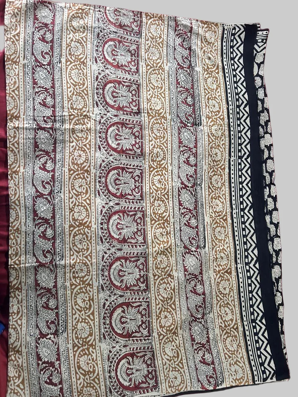Black ad beige mul cotton Handloom saree - praasam