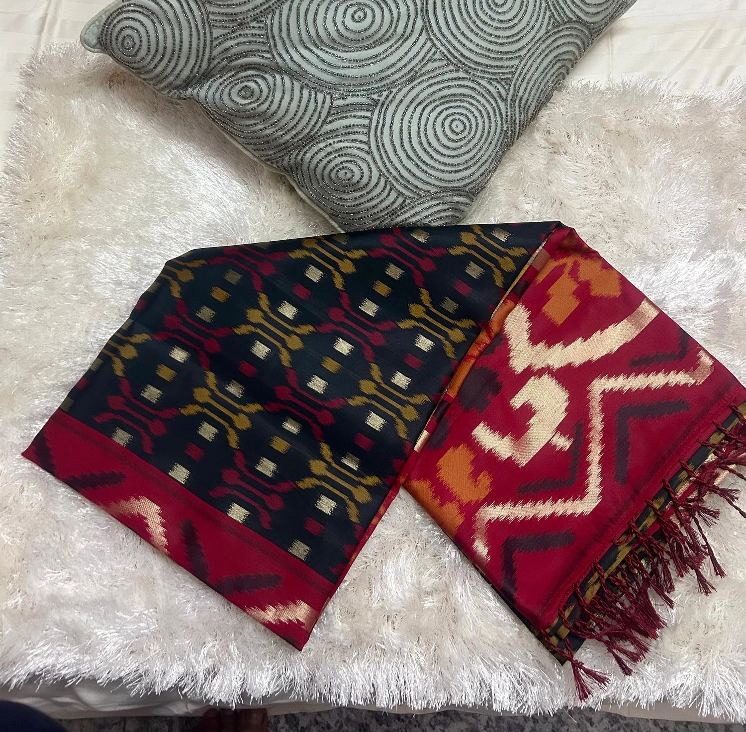 IKKAT PRINT SAREE - praasam