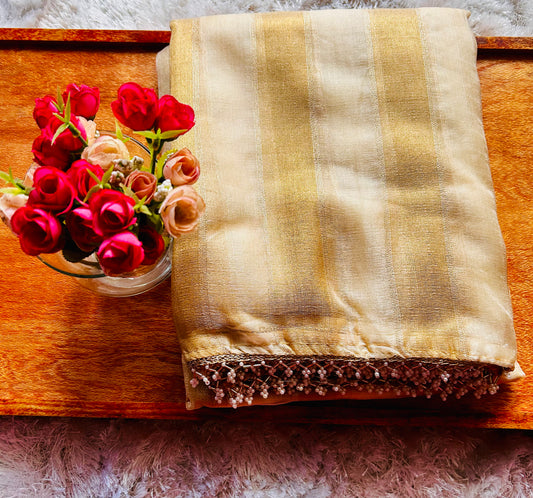 Beige and Gold Stripe Tissue sare