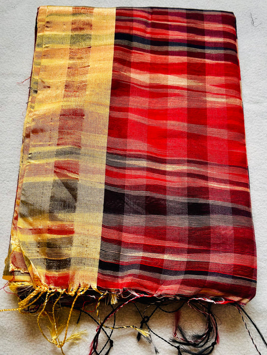 Red and beige handloom saree