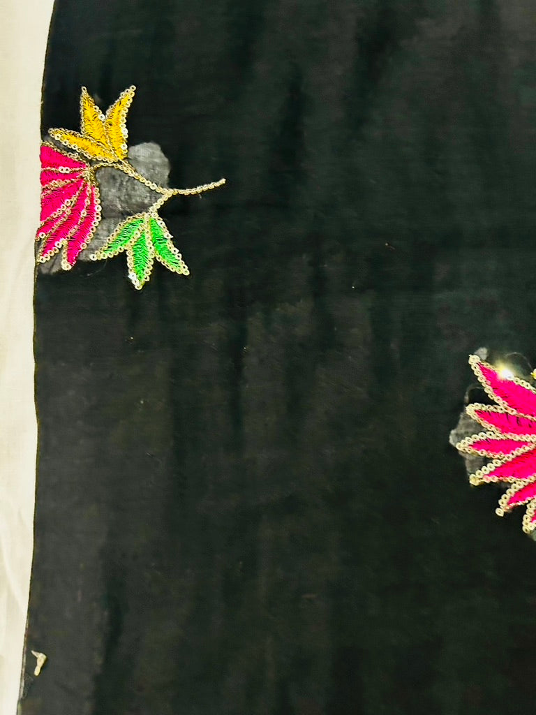 Black Mul Cotton Sare with Lotus Sequence Motive